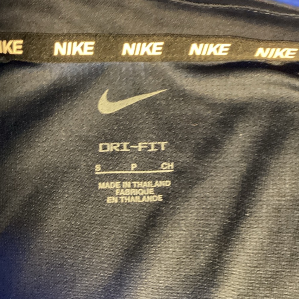 NWT Nike Navy University of Michigan Blue Track & Field Pullover - Picture 3 of 5